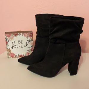 Zigi Soho | Saray Black Faux Suede Booties 7.5